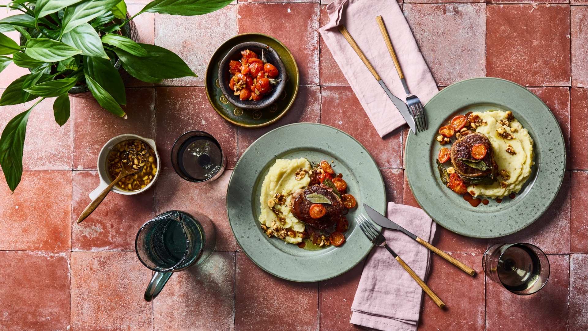 Rinderfilet auf Topinamburpüree Nussöl & Ofentomaten